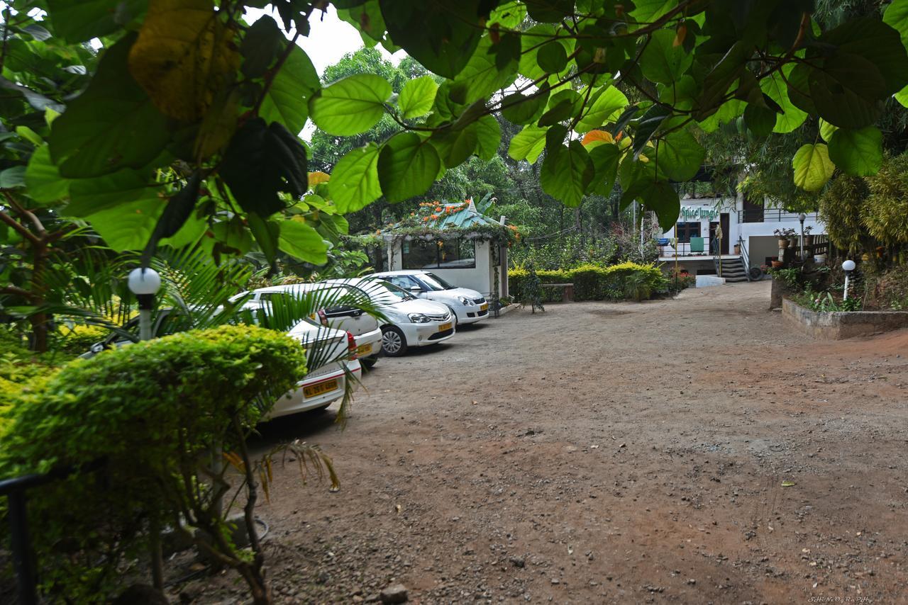 Spice Jungle Holiday Resort Munnar Exterior foto